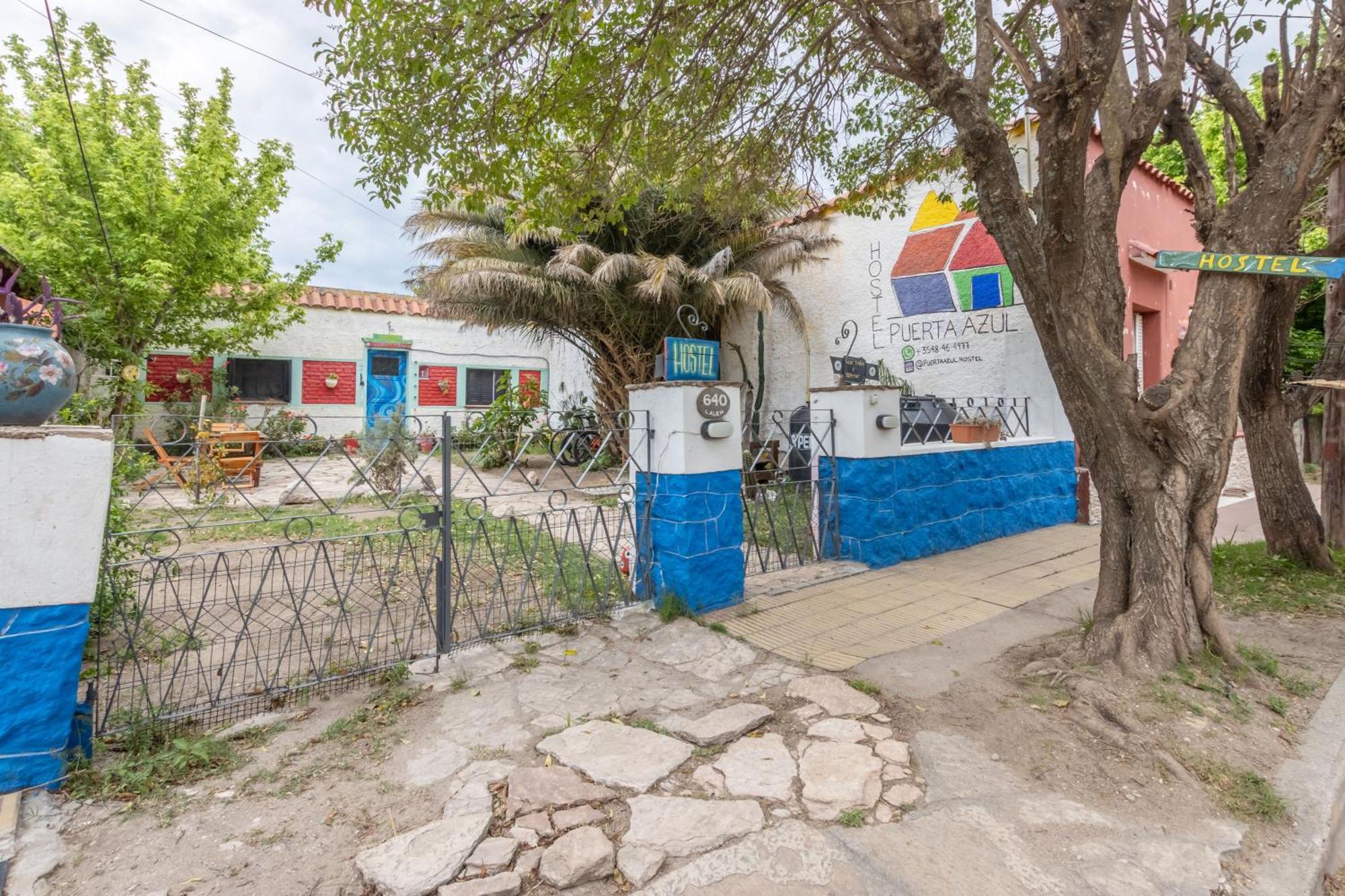 Puerta Azul Hostel Capilla del Monte Exterior photo